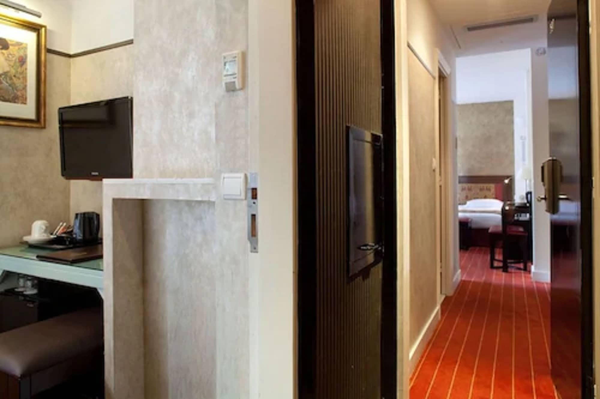Eiffel Seine Hotel Parijs
